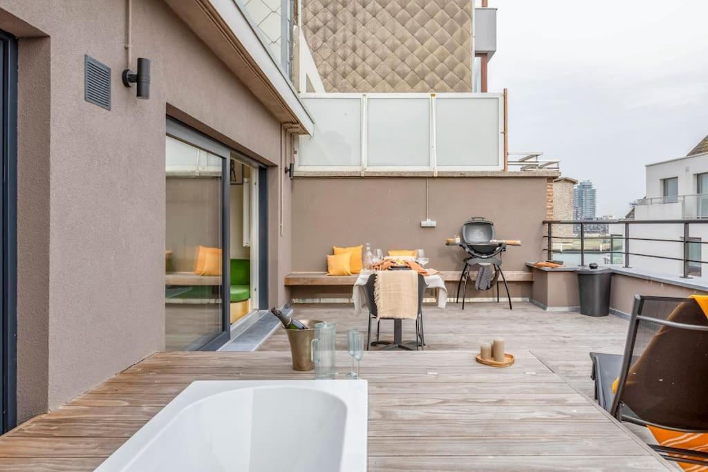 Love Nest - Your Cosy Penthouse Ostend Exterior foto