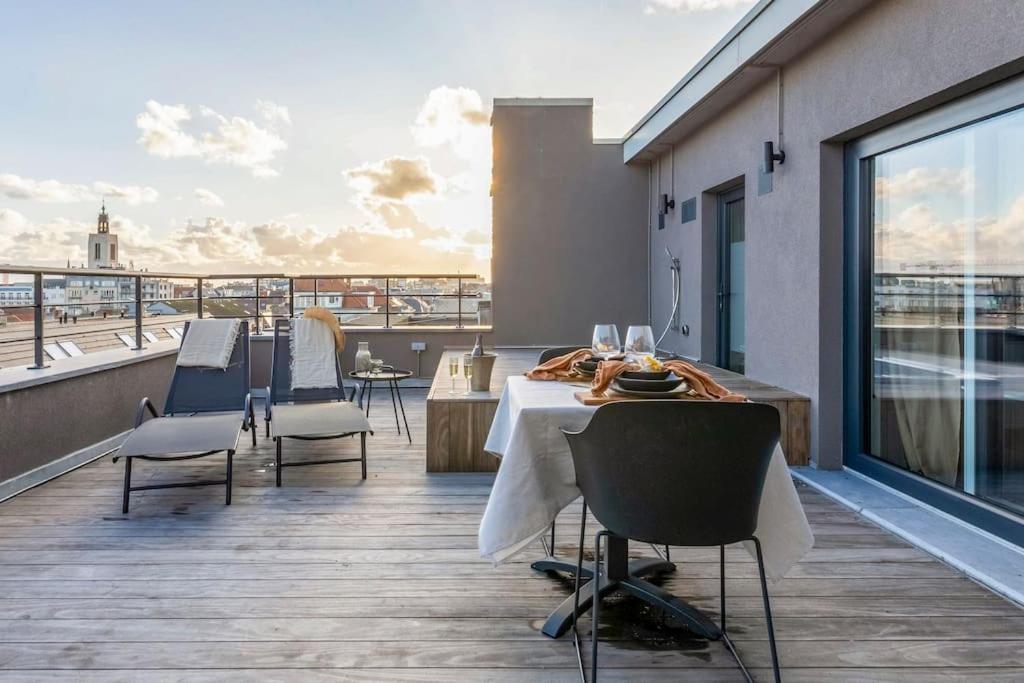 Love Nest - Your Cosy Penthouse Ostend Exterior foto